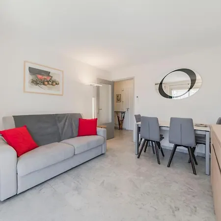Very One Bedroom In The Heart Of 아파트 *